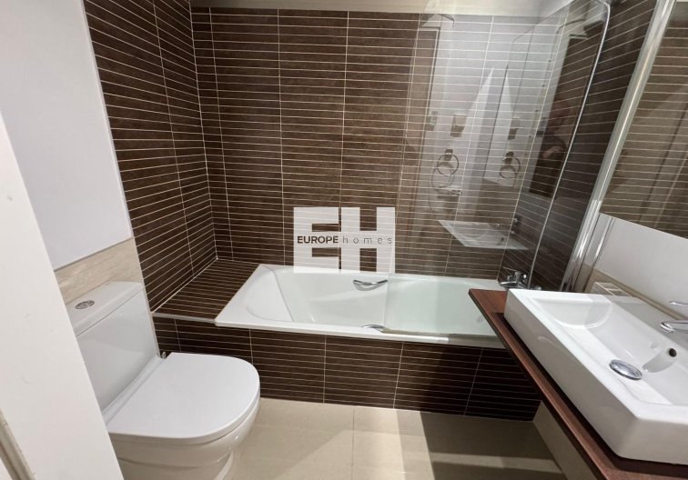 Segunda mano - town house - Torrevieja - Punta Prima