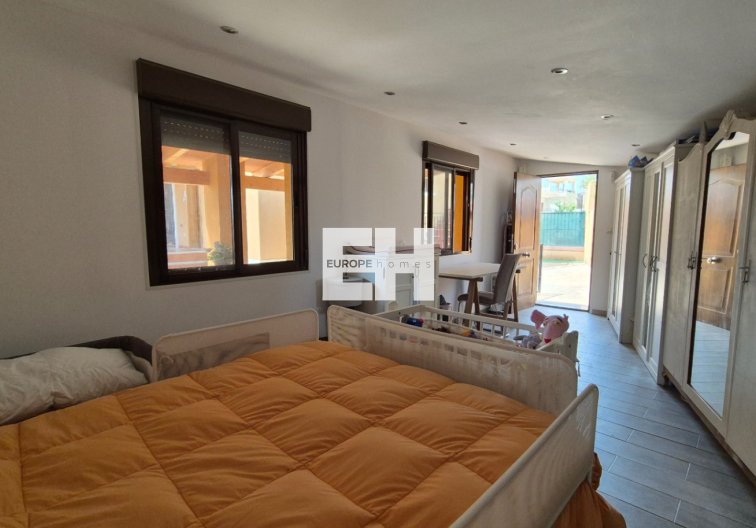 Segunda mano - villa - Torrevieja - Costa Blanca