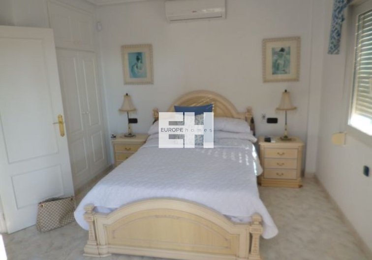 Segunda mano - villa - Playa Flamenca - Costa Blanca