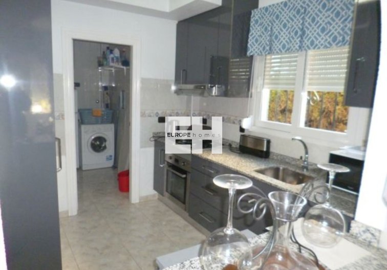 Segunda mano - villa - Playa Flamenca - Costa Blanca