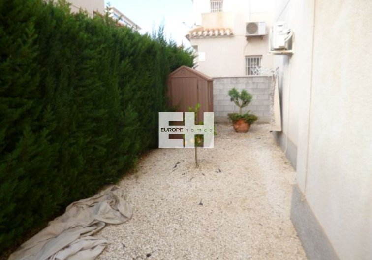 Segunda mano - villa - Playa Flamenca - Costa Blanca