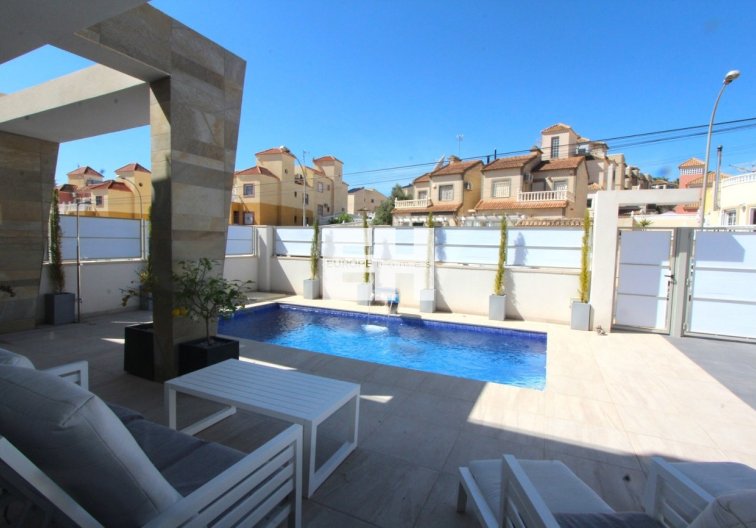 Segunda mano - villa - Villamartin - El Galan