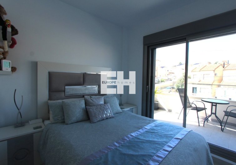 Segunda mano - villa - Villamartin - El Galan