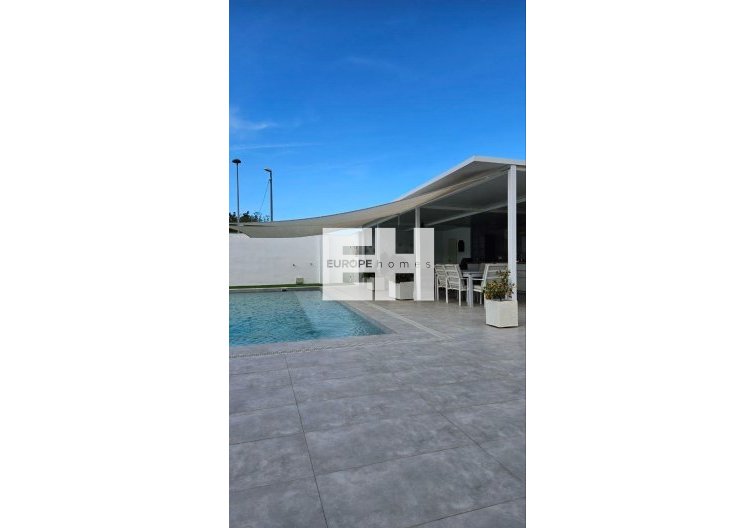 Segunda mano - villa - Orihuela - Urb. Montepinar