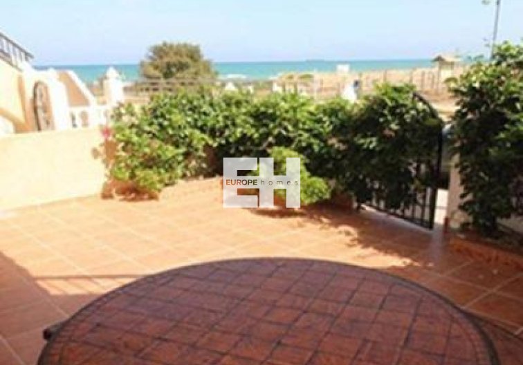 Segunda mano - Bungalow - Torrevieja - La Mata