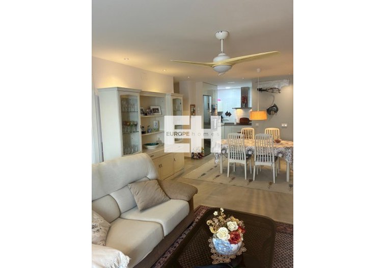 Segunda mano - Apartamento  - Torrevieja - El Acequión - Los Náufragos