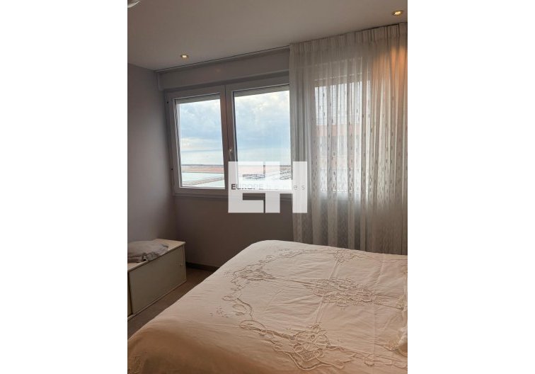 Segunda mano - Apartamento  - Torrevieja - El Acequión - Los Náufragos