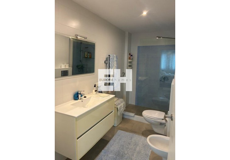 Segunda mano - Apartamento  - Torrevieja - El Acequión - Los Náufragos