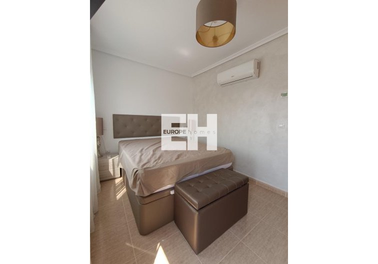 Segunda mano - town house - Avileses - Jerónimo Y Avileses