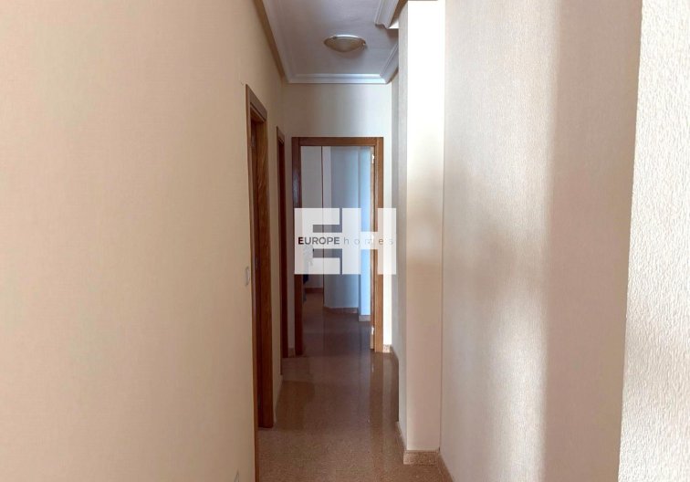 Segunda mano - Apartamento  - Torrevieja - Centro