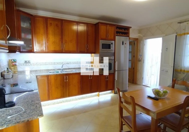 Segunda mano - villa - Orihuela - LOS DESEMPARADOS
