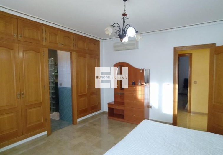 Segunda mano - villa - Orihuela - LOS DESEMPARADOS