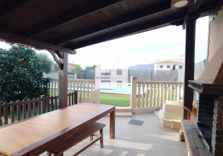 Segunda mano - villa - Orihuela - LOS DESEMPARADOS