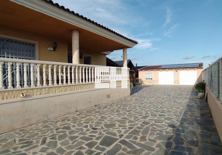 Segunda mano - villa - Orihuela - LOS DESEMPARADOS