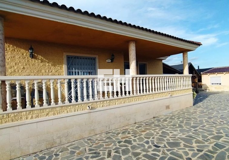 Segunda mano - villa - Orihuela - LOS DESEMPARADOS