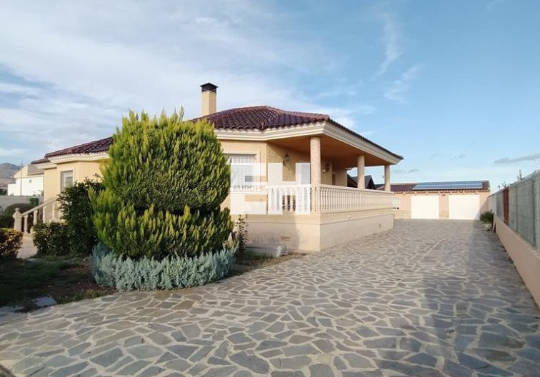 Segunda mano - villa - Orihuela - LOS DESEMPARADOS