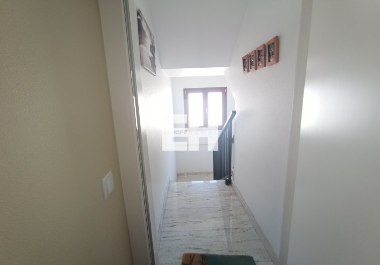 Segunda mano - town house - Roldan - Inland