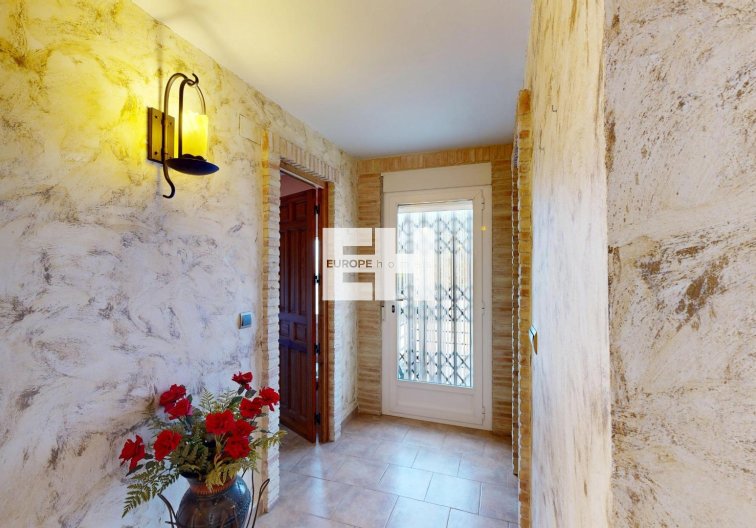 Segunda mano - villa - Orihuela