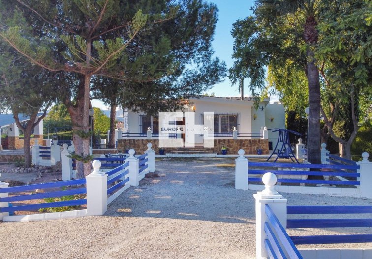 Segunda mano - villa - Orihuela