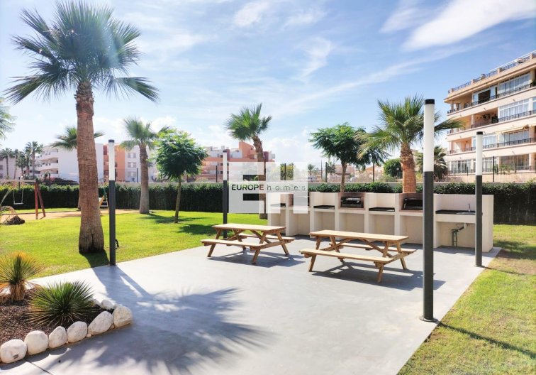 Segunda mano - Apartamento  - Orihuela Costa - Punta Prima