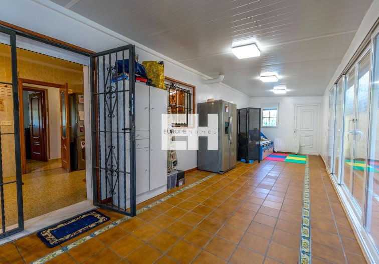 Segunda mano - villa - Torrevieja - Los Balcones 