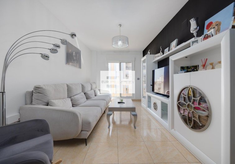 Segunda mano - Apartamento  - Torrevieja - Centro