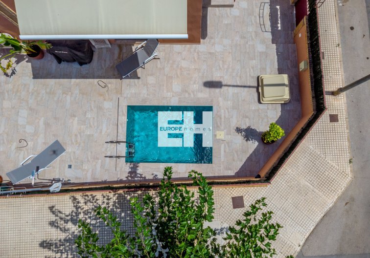 Segunda mano - villa - Torre de la Horadada - Costa Blanca