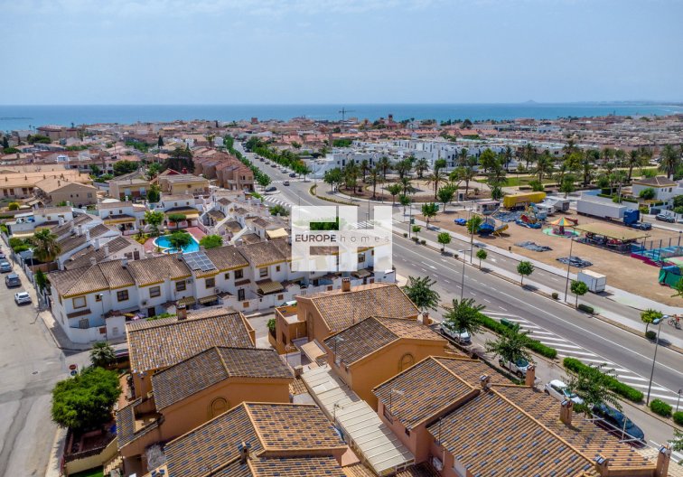 Segunda mano - villa - Torre de la Horadada - Costa Blanca