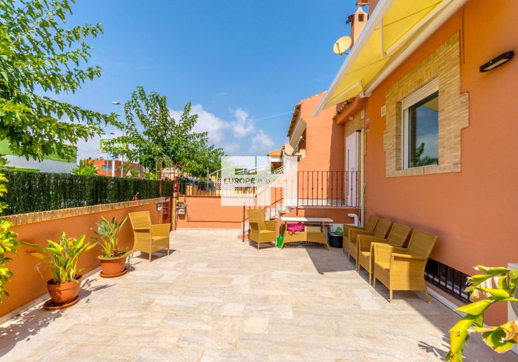 Segunda mano - villa - Torre de la Horadada - Costa Blanca