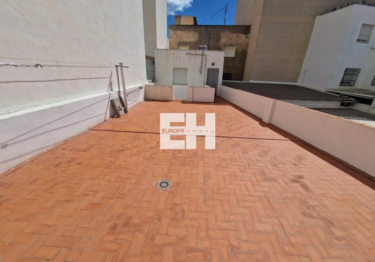 Herverkoop - town house - Torrevieja