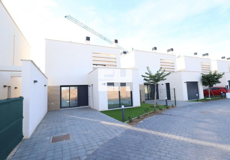 Segunda mano - villa - Los Alcázares - Costa Calida