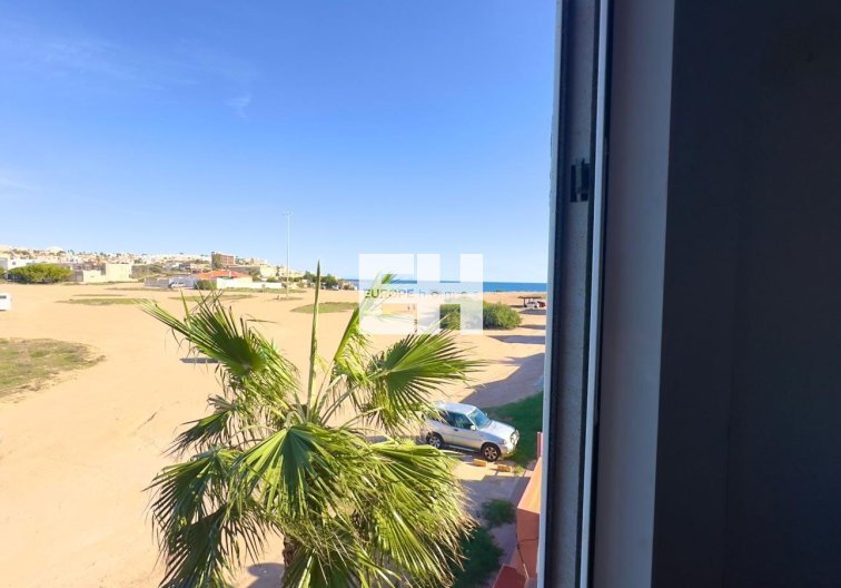 Segunda mano - Apartamento  - Torrevieja - Zona Los Frutales