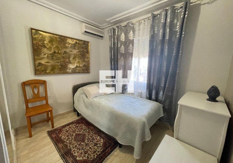 Segunda mano - villa - Guardamar del Segura - Costa Blanca