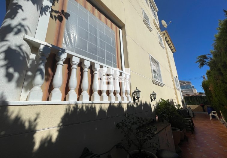 Segunda mano - villa - Guardamar del Segura - Costa Blanca