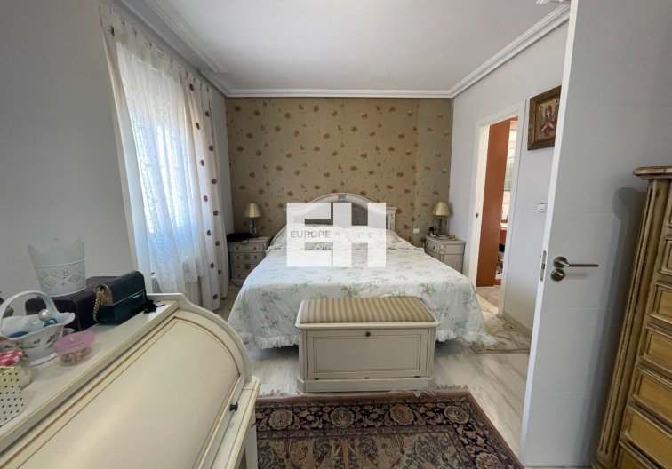 Segunda mano - villa - Guardamar del Segura - Costa Blanca