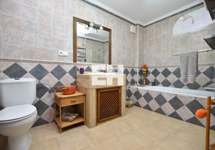 Segunda mano - villa - Algorfa - Inland