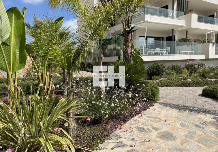 Segunda mano - Apartamento  - Las Colinas Golf - Costa Blanca