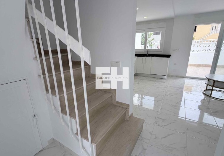 Segunda mano - town house - Torrevieja - Costa Blanca