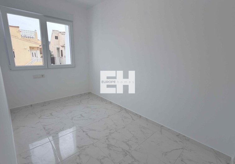 Segunda mano - town house - Torrevieja - Costa Blanca