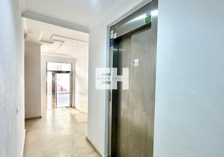 Segunda mano - Apartamento  - Torrevieja - La Mata Pueblo