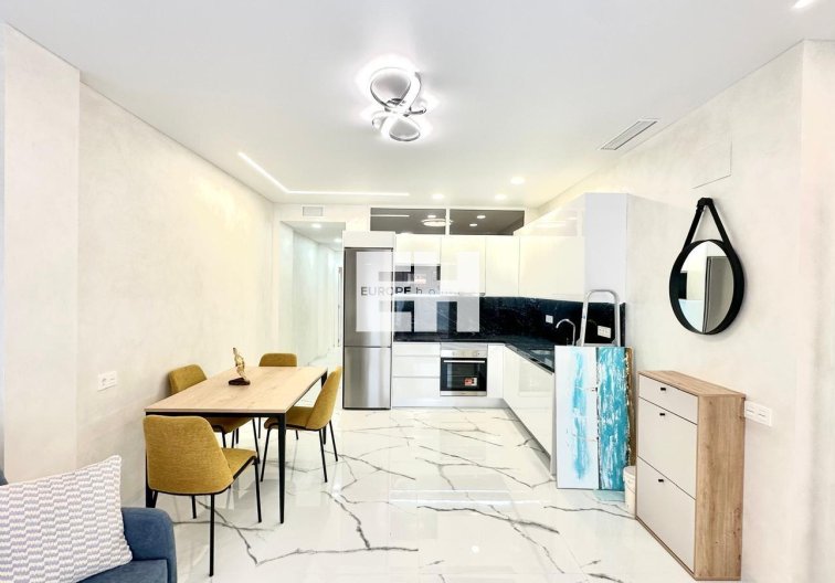 Segunda mano - Apartamento  - Torrevieja - Playa del Cura