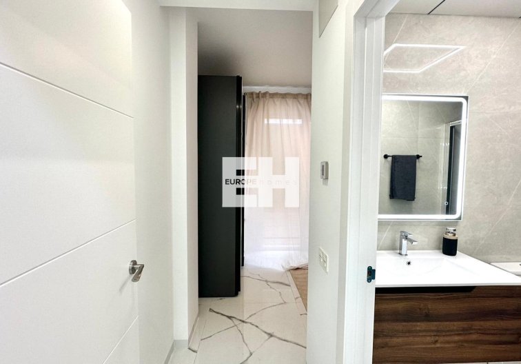 Segunda mano - Apartamento  - Torrevieja - Playa del Cura