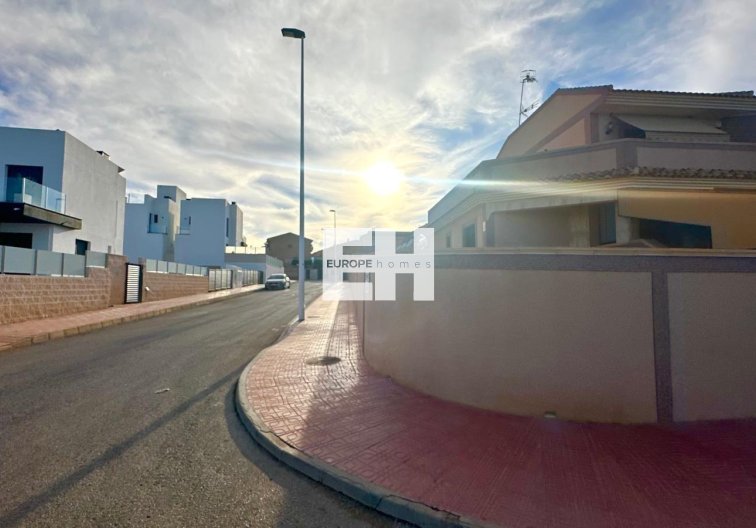 Segunda mano - town house - Torrevieja - La Siesta