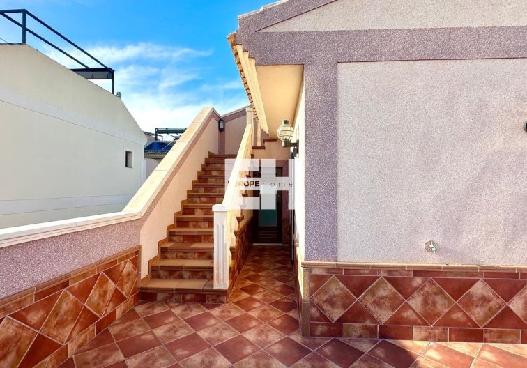 Segunda mano - town house - Torrevieja - La Siesta
