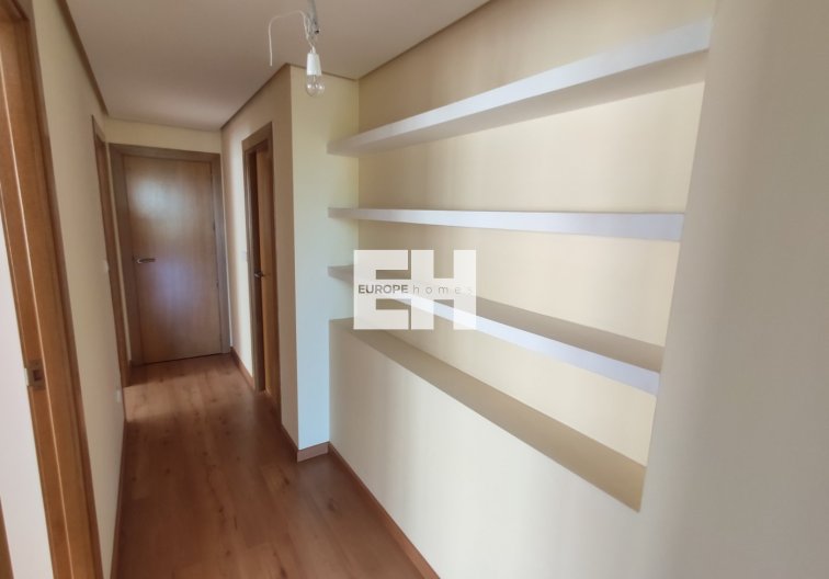 Segunda mano - Apartamento  - Torrevieja - Puerto