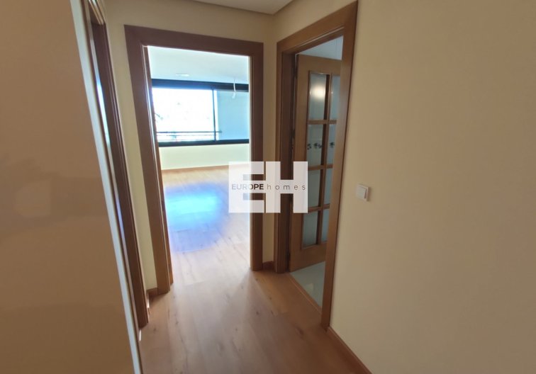 Segunda mano - Apartamento  - Torrevieja - Puerto