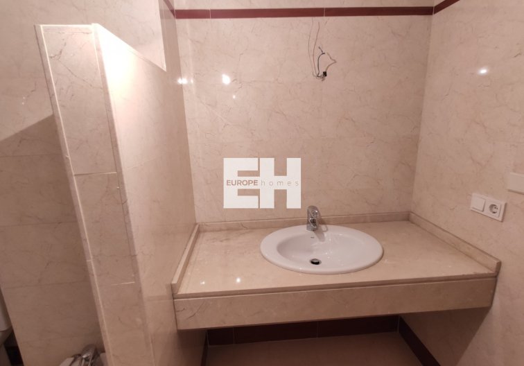 Segunda mano - Apartamento  - Torrevieja - Puerto