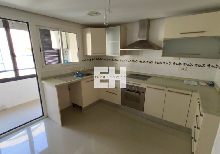 Segunda mano - Apartamento  - Torrevieja - Puerto