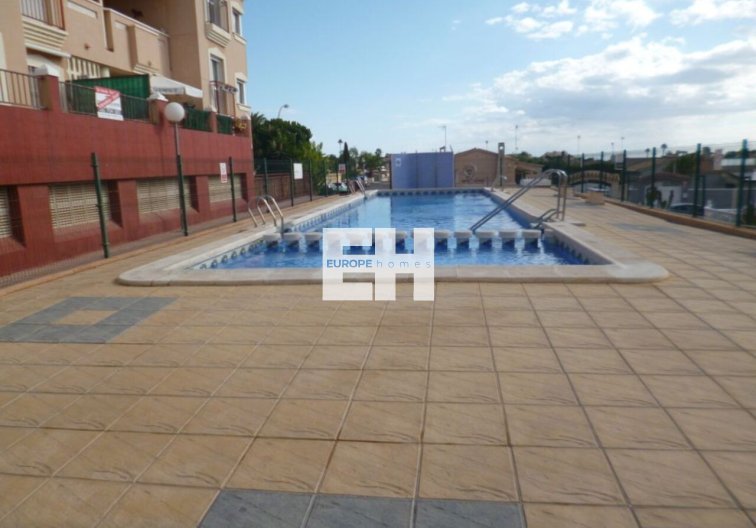 Segunda mano - Apartamento  - La Florida - Inland
