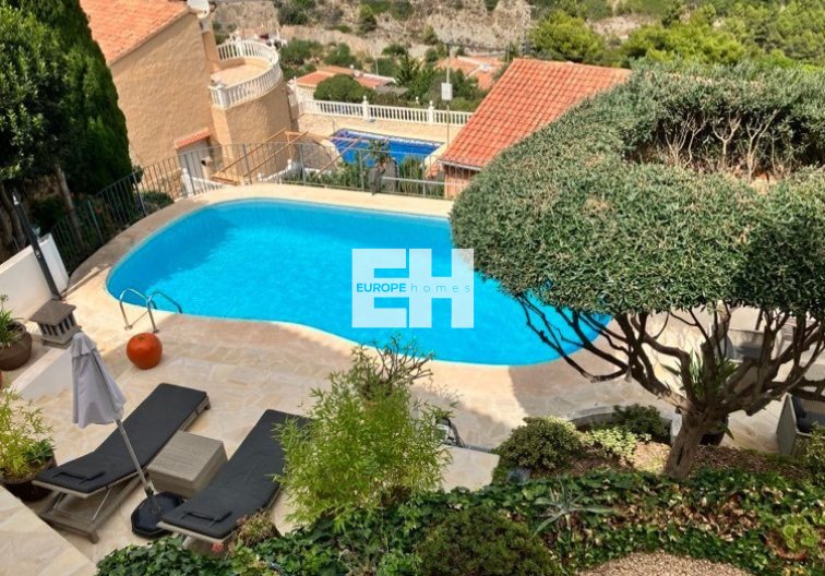 Segunda mano - villa - Calpe - Costa Blanca